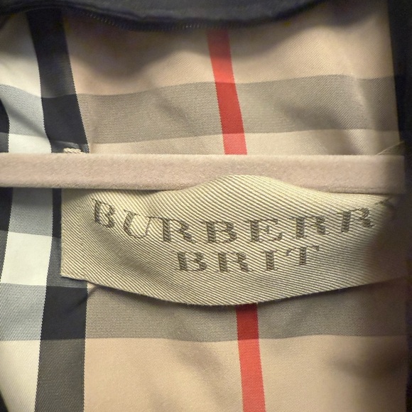 Authentic Burberry Brit Trench Coat Size 4 in Black with Belt & Hood With Rim - Picture 5 of 15